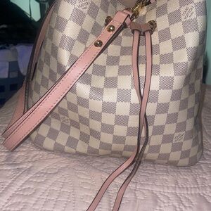 Louis Vuitton Pink and Cream Shoulder Bag with Checkered Pattern